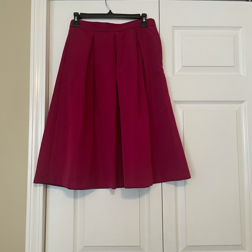 Women’s Fuschia Skirt